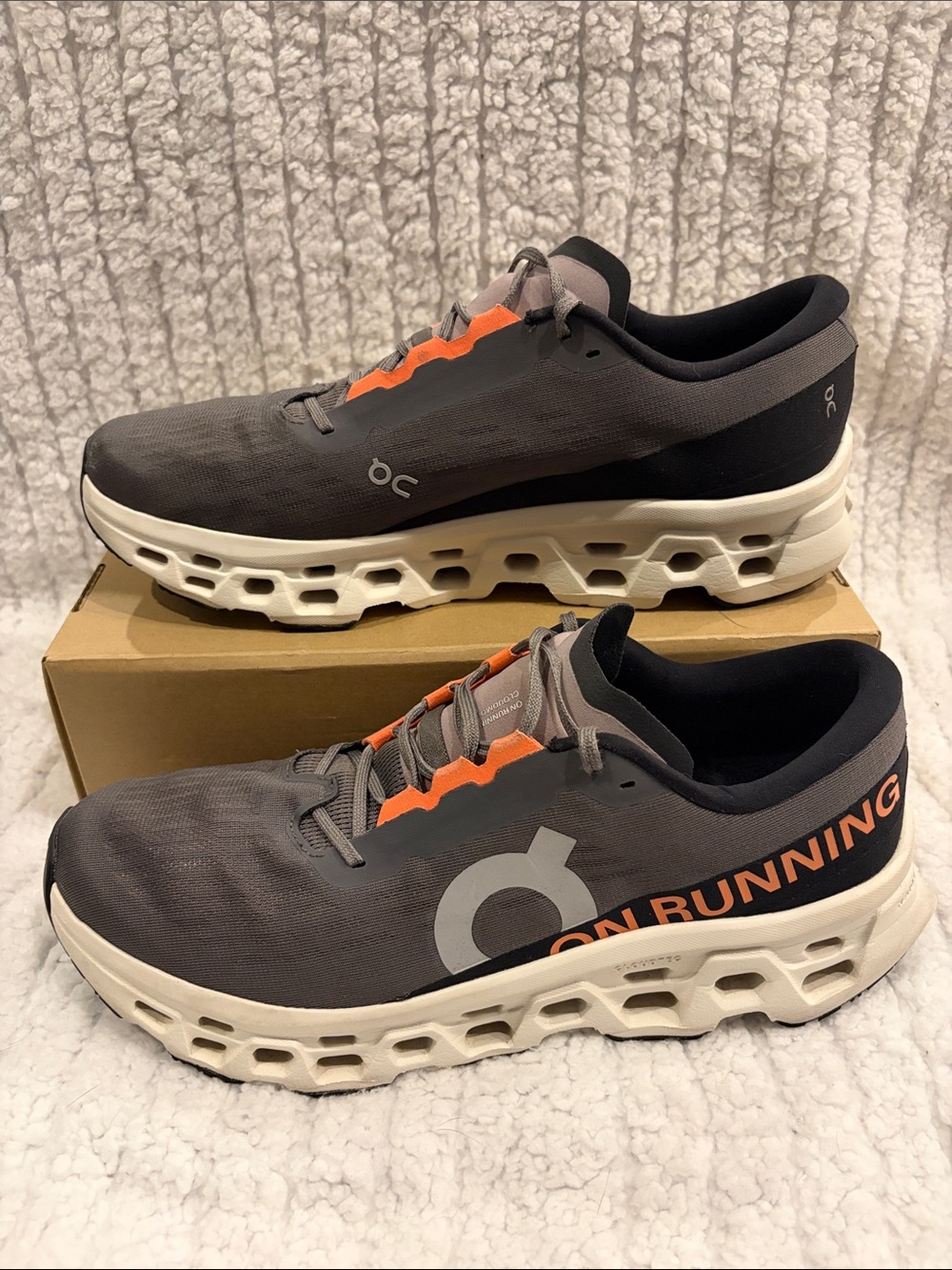 On Running Men's Gray and Orange Cloud-Style Running Shoes